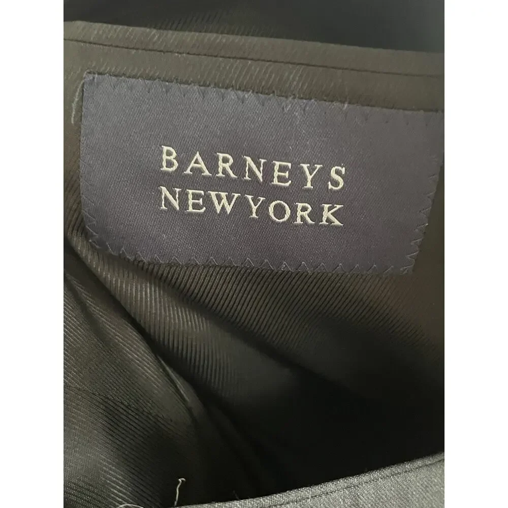 Burberry London 100% Wool Suit Jacket •Men 36R•Navy Blue 3 Button Blazer Barneys